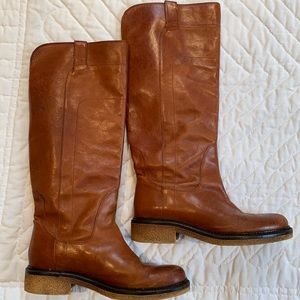 Carmel brown pull on leather boots w/crepe sole